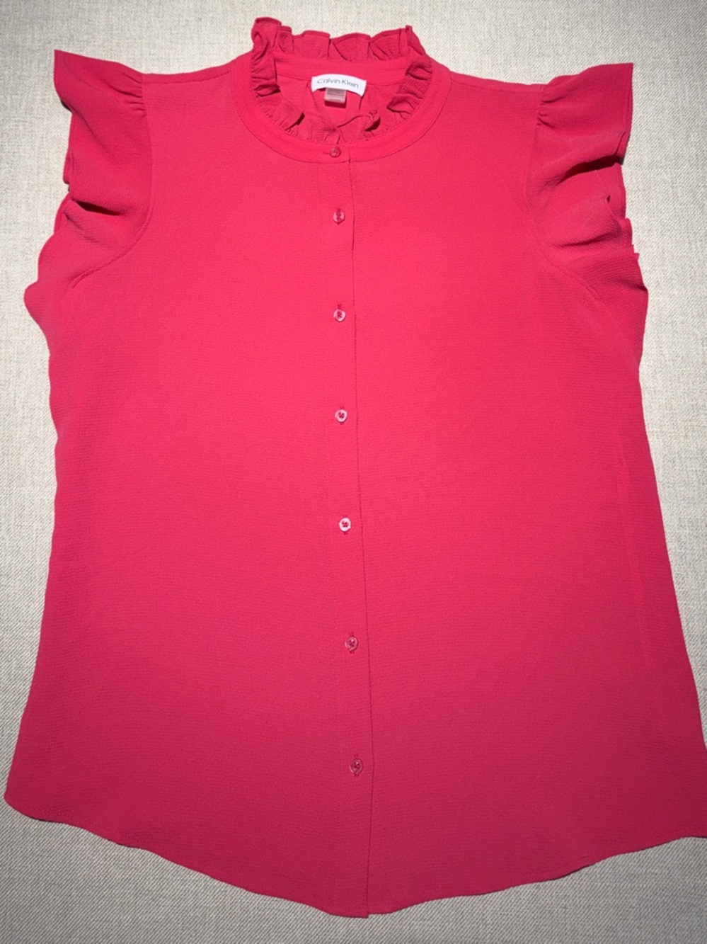 Calvin Klein Vibrant Pink Ruffle Mock-Neck Button Blouse.    P0048